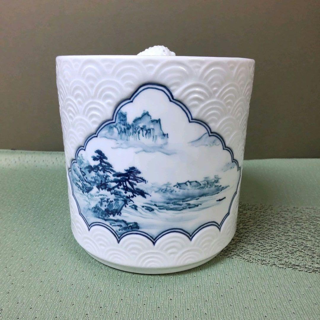 （824）✿特価★有田焼★金武自然作★青海波彫山水画水差【木箱入】破魔オマケ付 824）✿特価☆有田焼☆金武自然作☆青海波彫山水画水差【木箱入】破魔